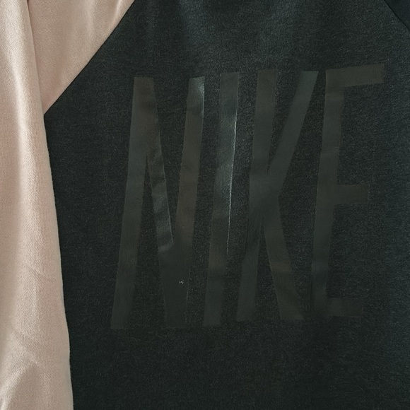 Nike dry fit crew sweater - Picture 2 of 5